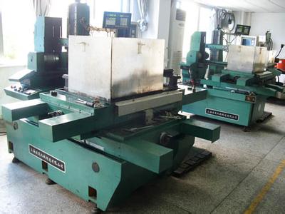 高斯計面板加工用線(xiàn)割機床